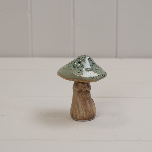 Ceramic Mushroom L7xW7xH9.5cm Weight-122g