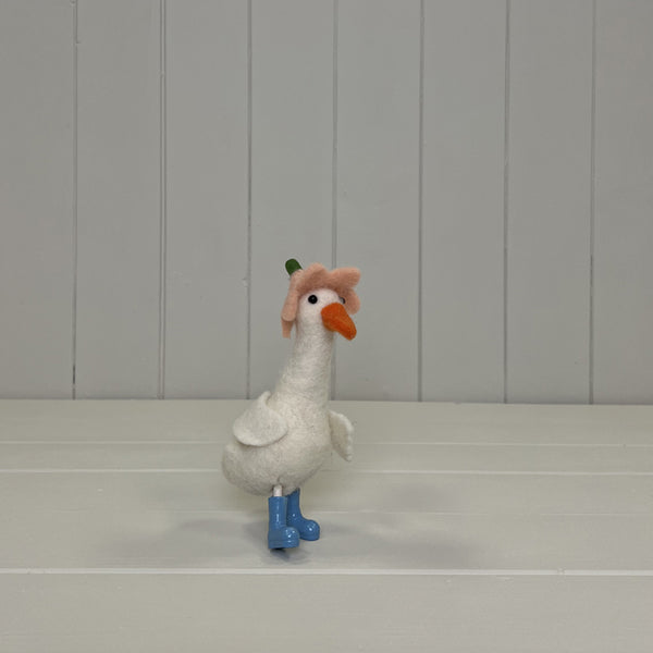 Felt Duck with Flower Hat 10x8x15cm Weight-23g