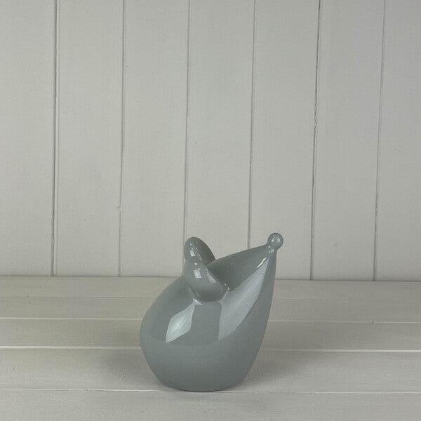 Grey Ceramic mouse size 11.4x10.2x12.1cm