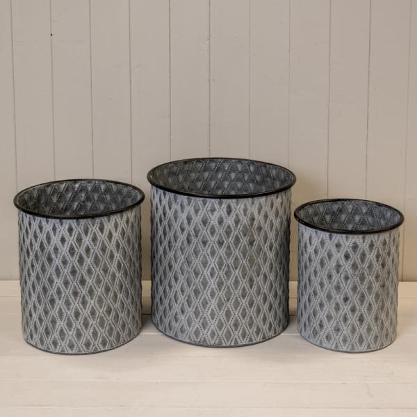 Set of 3 Zinc Diamond Design L: D29.5cm H30cm M: D25cm H27cm S:D21cm H24cm