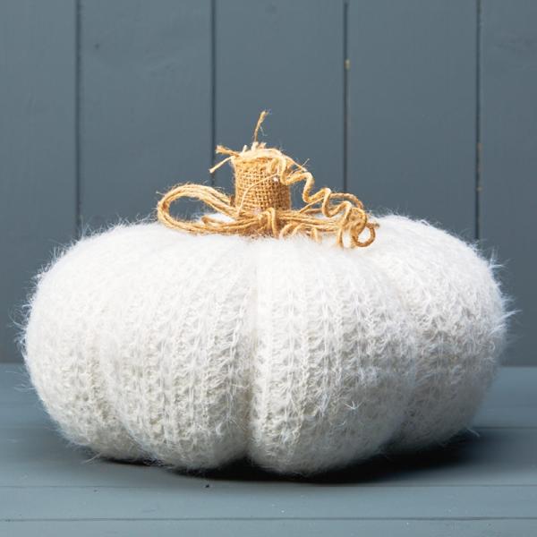 White Knitted pumpkin D23 x H16cm Weight-223g
