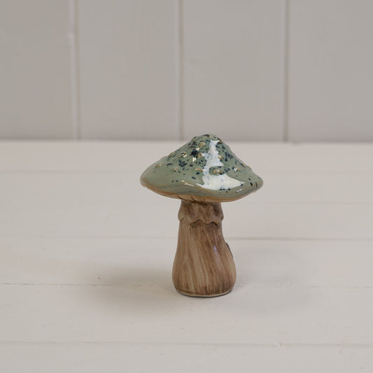 Ceramic Mushroom L7xW7xH9.5cm  Weight-122g