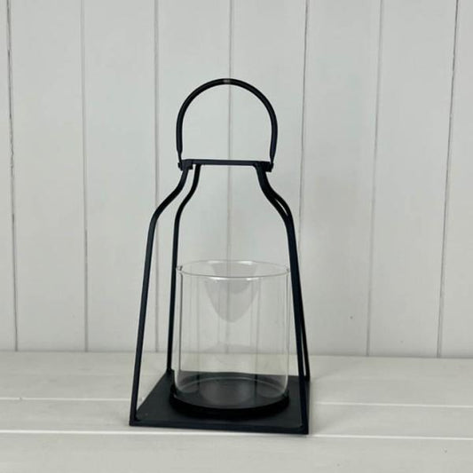 Metal Lantern L16.5xD16.5xH24.5cm  Weight-750g