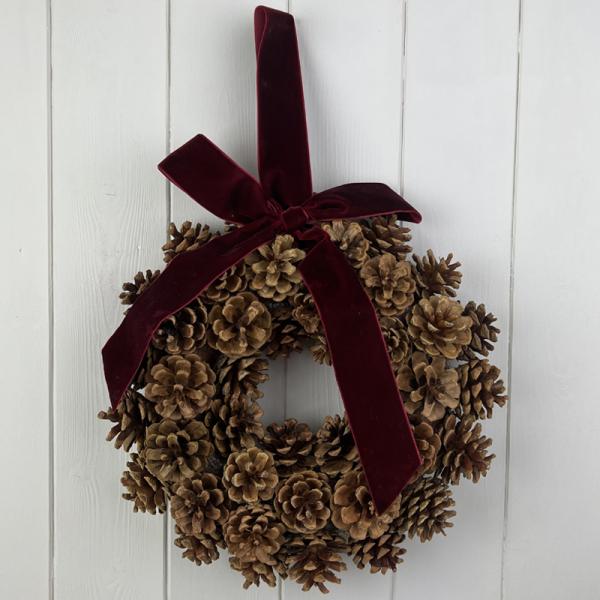 Pinecone Wreath with Bow D30cm